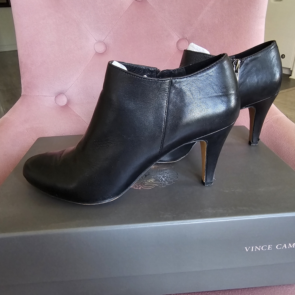 Vince Camuto Vive Black Ankle Bootie
